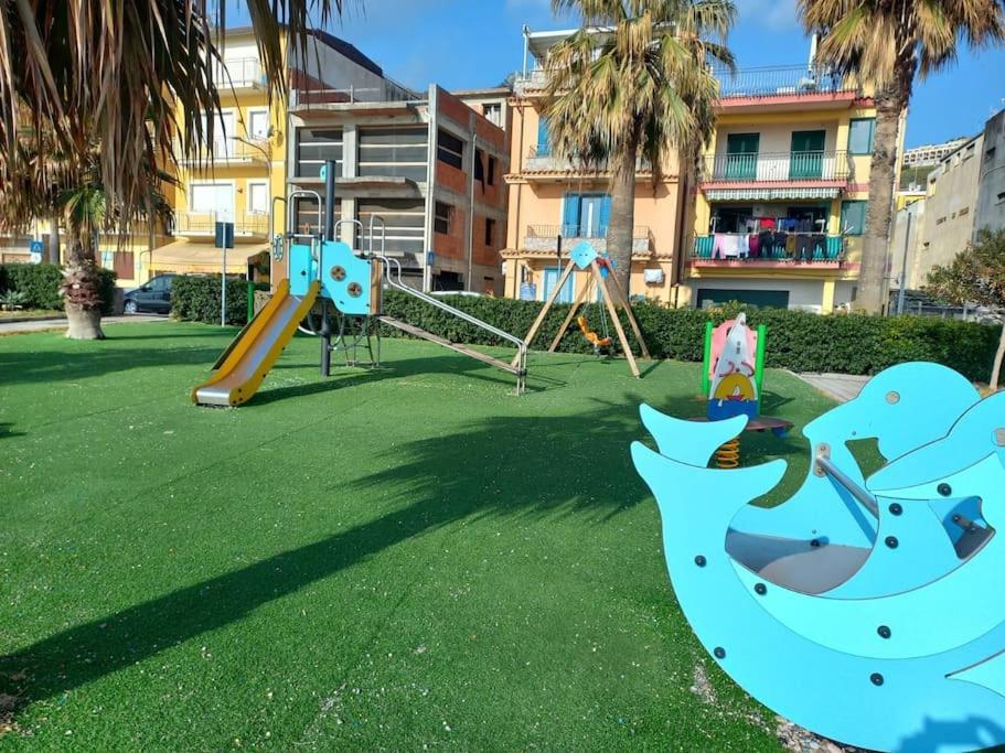 マッゼオTaormina Spiaggia Casa Sole Mare Da Annalisaアパートメント エクステリア 写真